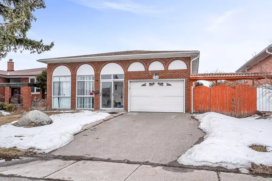 542 Woodbridge AVE, Vaughan, ON L4L 2T5