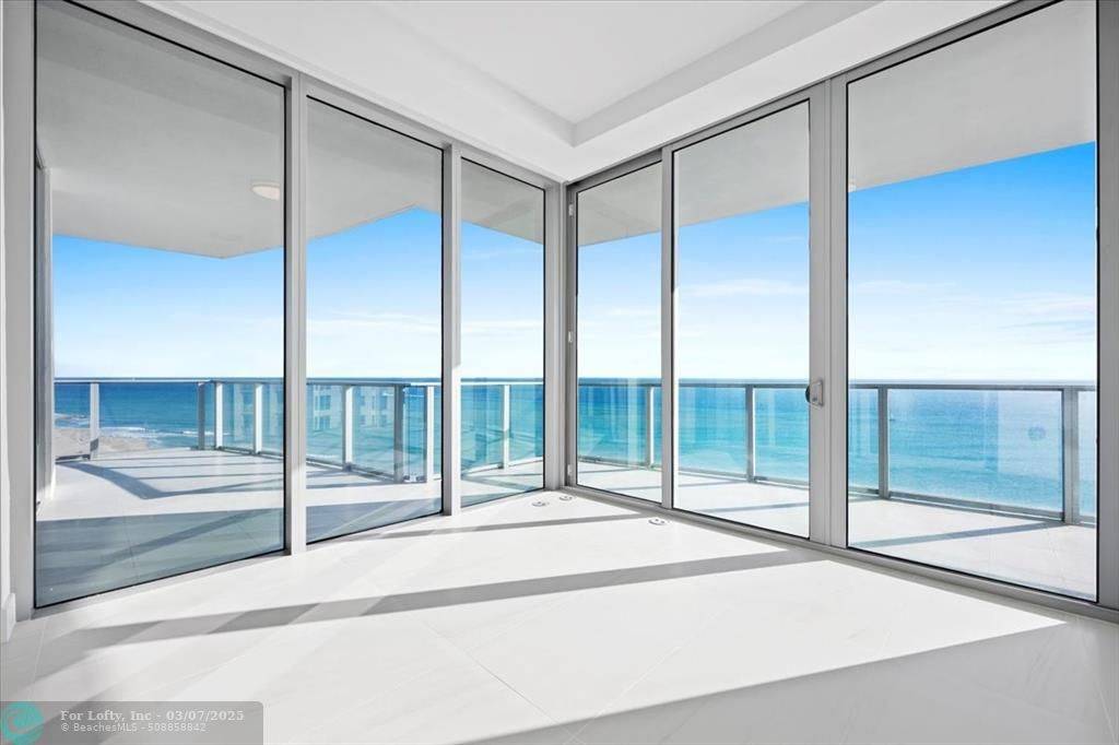 3100 N Ocean Drive  #H1703, Singer Island, FL 33404