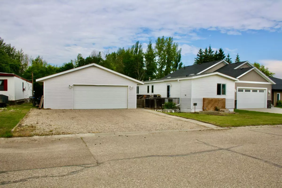 Neilburg, SK S0M 2C0,112 1st AVE East