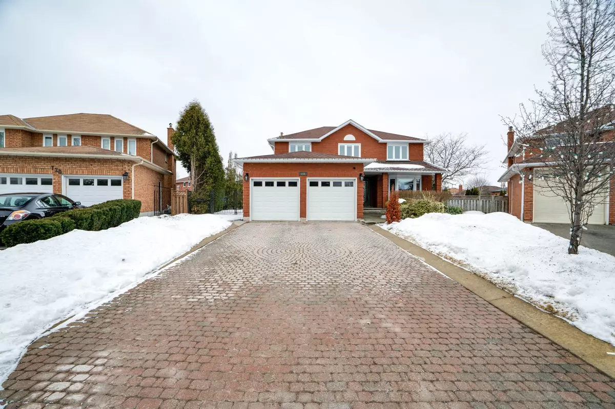 Vaughan, ON L4L 5C7,116 Burgosa CT