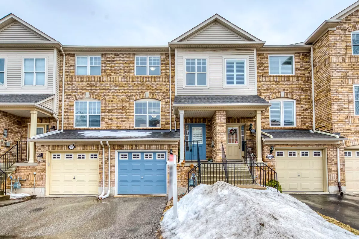 Oakville, ON L6M 5E9,2973 Garnethill WAY