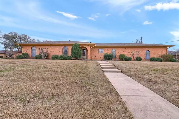 2731 Rivercrest Drive, Sherman, TX 75092