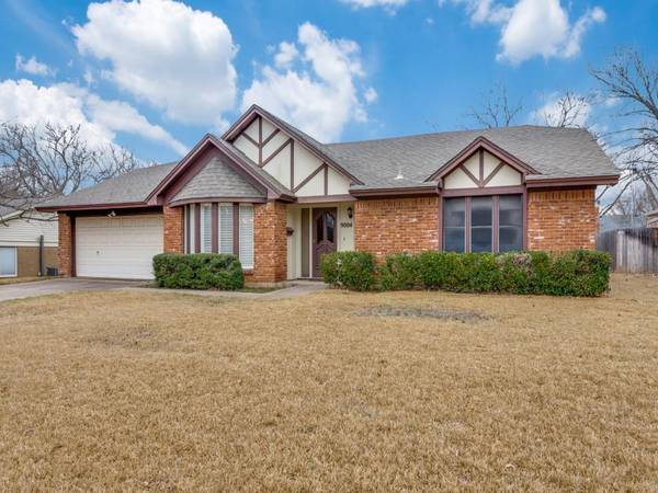 9004 Van Deman Drive, Benbrook, TX 76116