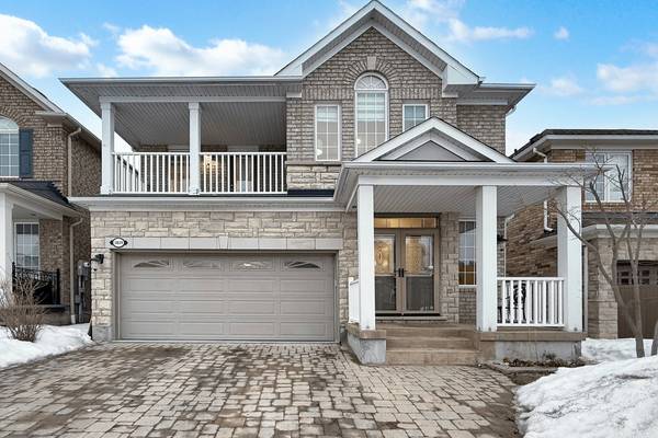 3829 Larisa GRV, Mississauga, ON L5M 7X9