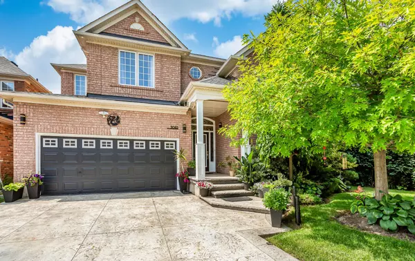 3082 Scotscraig CRES, Oakville, ON L6M 5G7