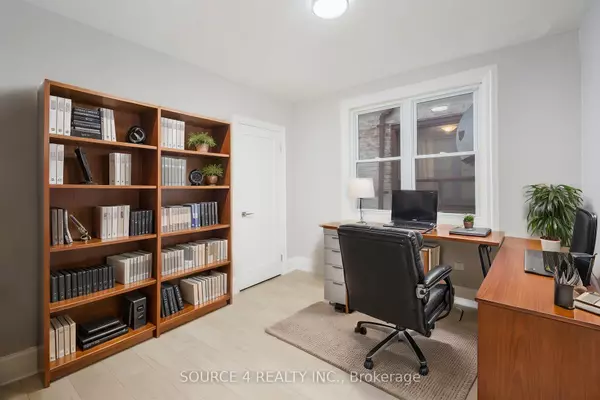 Toronto W04, ON M9N 2T8,1894 Jane ST #2nd Flr