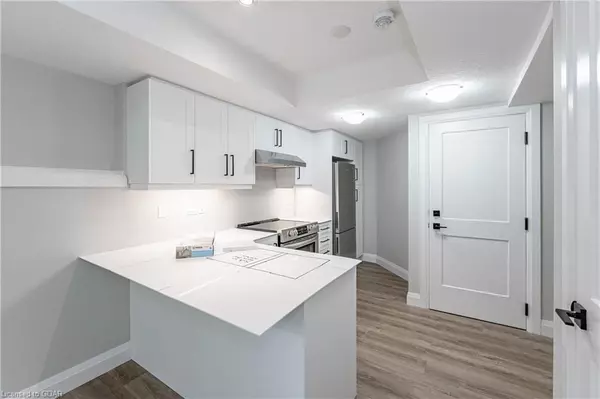 Guelph, ON N1H 4S2,330 Exhibition ST #2