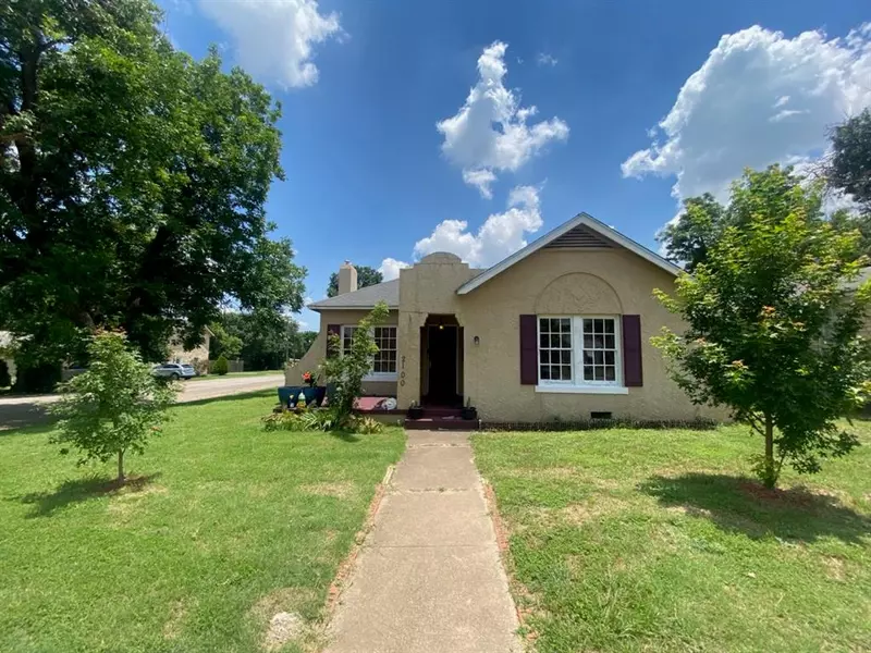 2100 Windsor Avenue, Waco, TX 76708