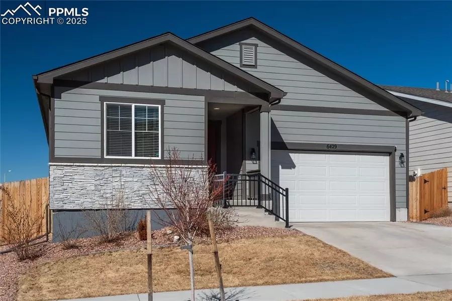 6429 Bodacious CIR, Colorado Springs, CO 80923