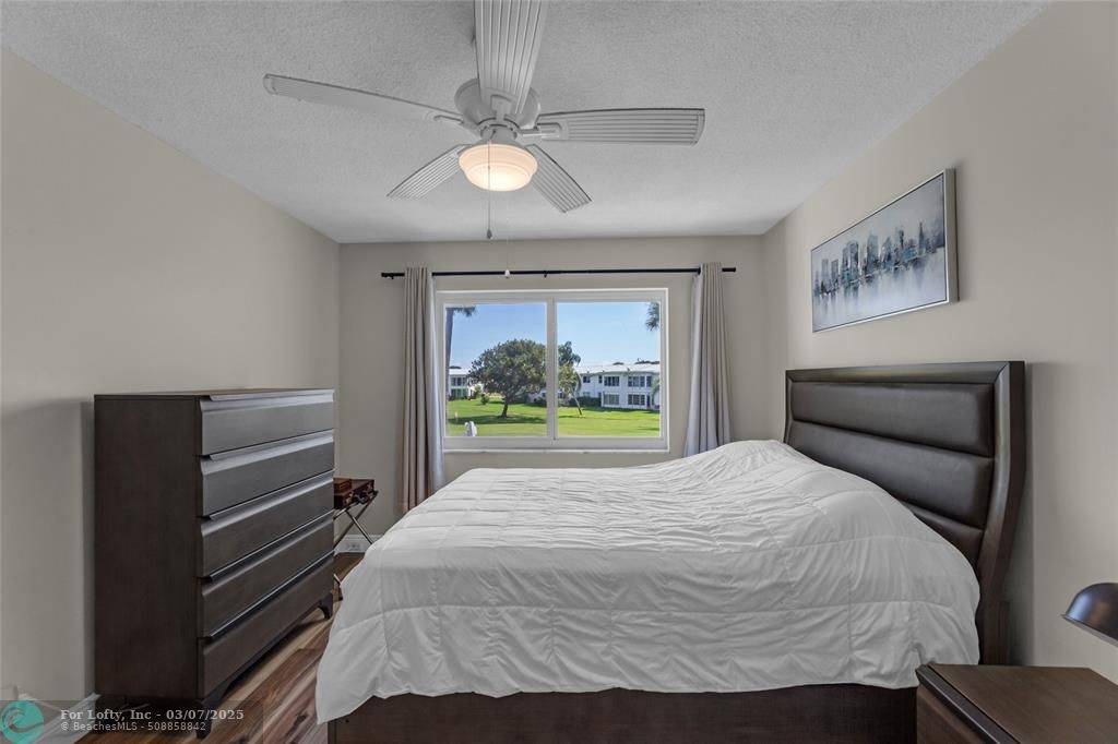 Pompano Beach, FL 33064,2650 W Golf Blvd  #258