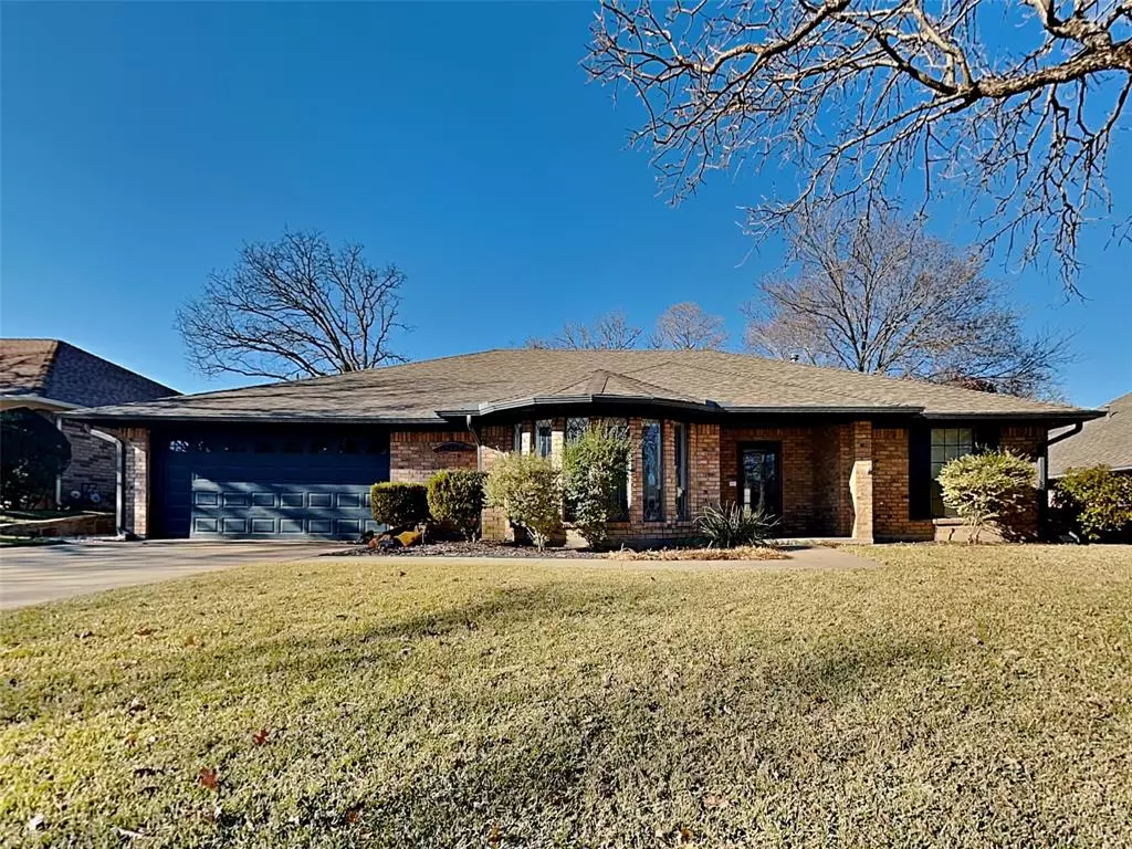 Arlington, TX 76017,5205 Wind Rock Court