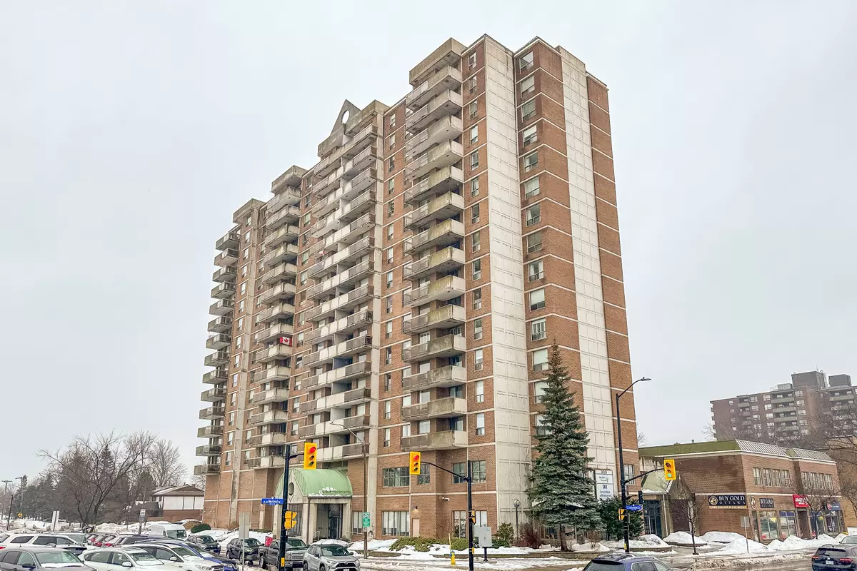 Vanier And Kingsview Park, ON K1L 8K8,200 LAFONTAINE AVE #901