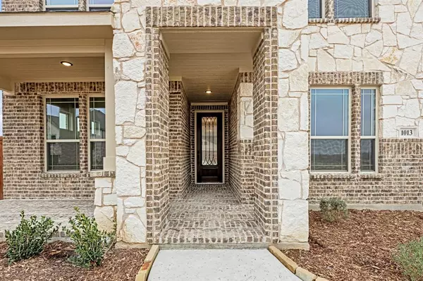 Justin, TX 76247,1013 Emerald Trace Drive