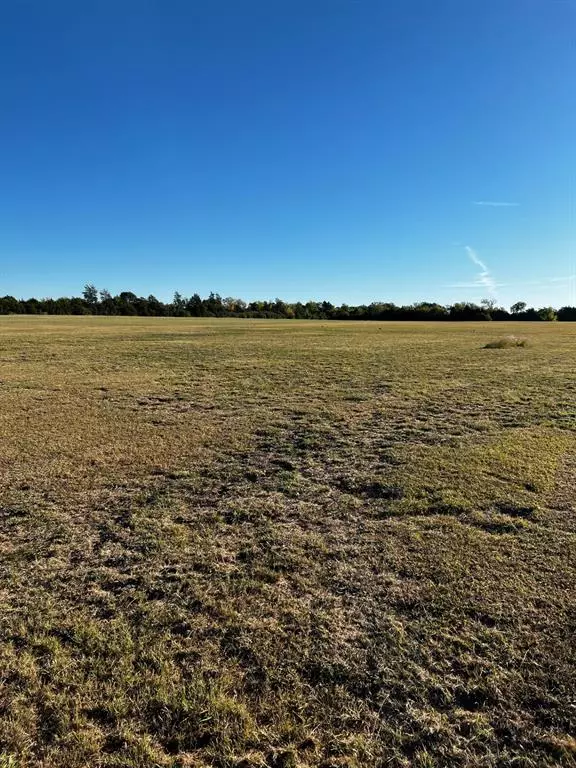 Desoto, TX 75115,501 W Wintergreen Road W