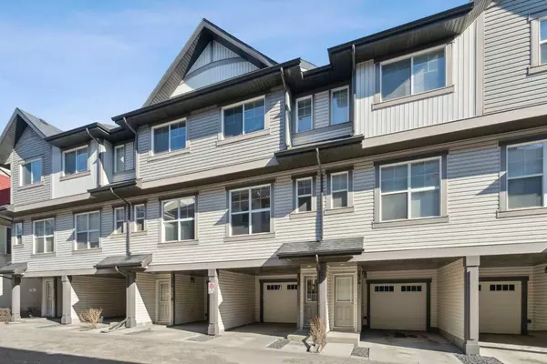 236 New Brighton ROW Southeast, Calgary, AB T2Z 1B9