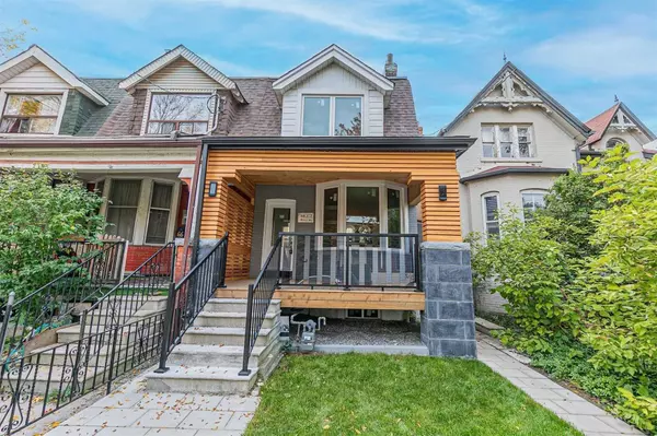 66A Bellevue AVE, Toronto C01, ON M5T 2N4