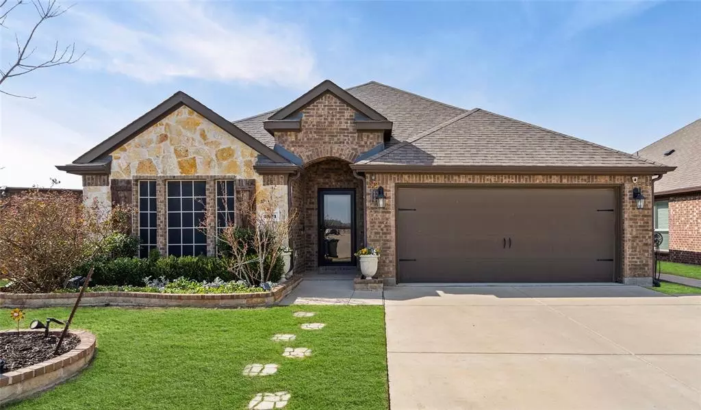 2501 Galisto Lane, Aubrey, TX 76227