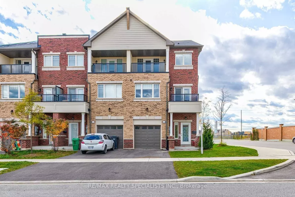 Brampton, ON L6Y 0V6,44 Sky Harbour DR