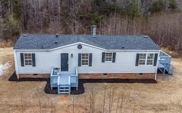 353 Lester RD, Chatham, VA 24531