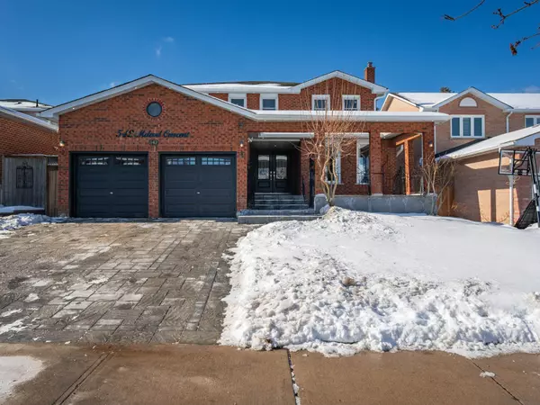 542 McLeod CRES, Pickering, ON L1W 3M5