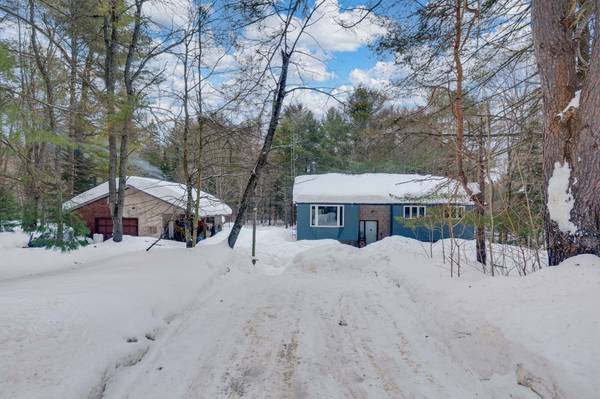 1118 Lone Pine DR, Bracebridge, ON P1L 1X4