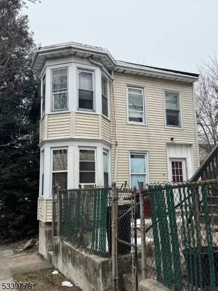 87 Garfield Ave, Paterson City, NJ 07522