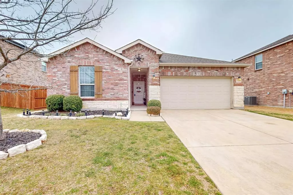 Fort Worth, TX 76131,504 Mesa View Trail