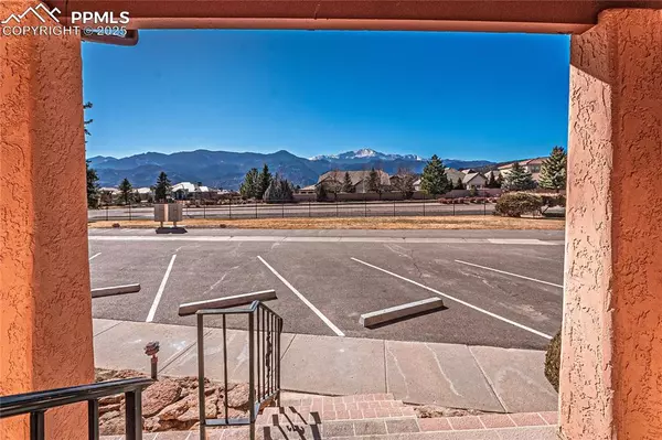 Colorado Springs, CO 80904,2979 Mesa RD #B