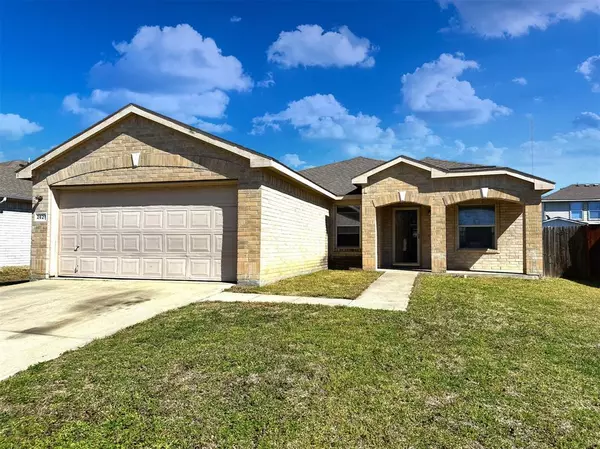 2621 Diver Court, Fort Worth, TX 76119