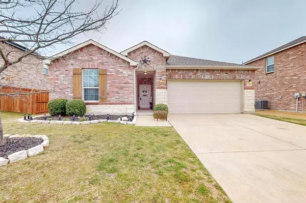 504 Mesa View Trail, Fort Worth, TX 76131