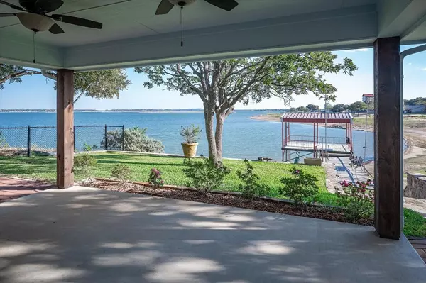 Runaway Bay, TX 76426,510 Meadow Pond Court