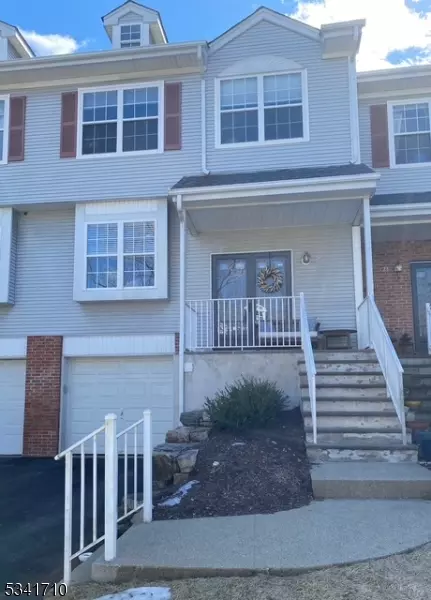 25 Birch Ter, Mount Arlington Boro, NJ 07856