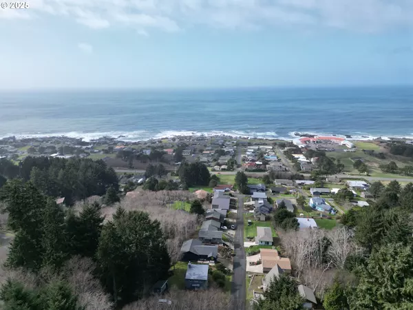 Yachats, OR 97498,Elk Mountain Rd #4200