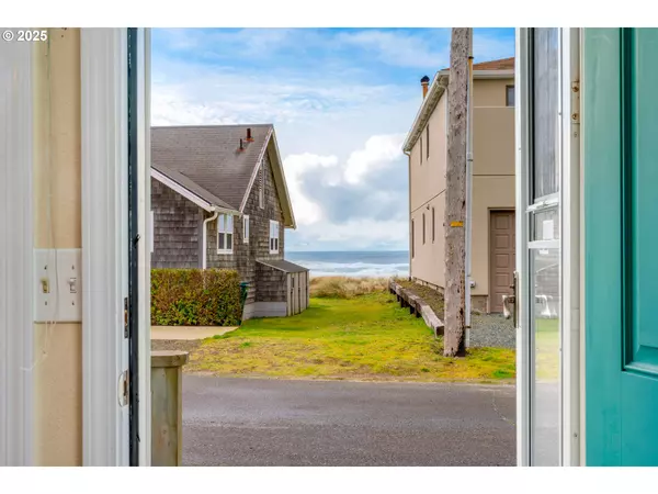 Rockaway Beach, OR 97136,366 N PACIFIC ST