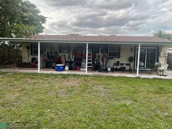 North Lauderdale, FL 33068,7212 SW 4th St