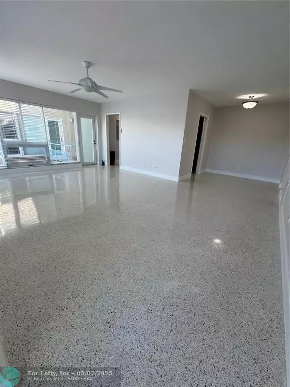 Fort Lauderdale, FL 33304,711 Bayshore Dr  #204