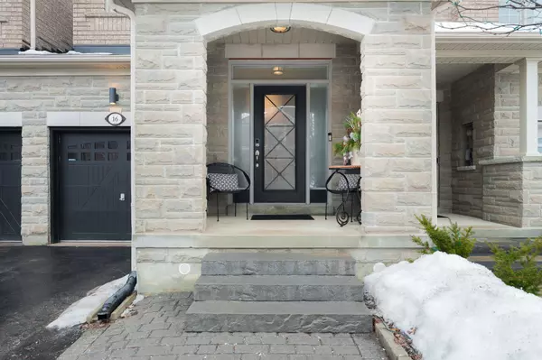 16 Alexie WAY, Vaughan, ON L4H 3V5