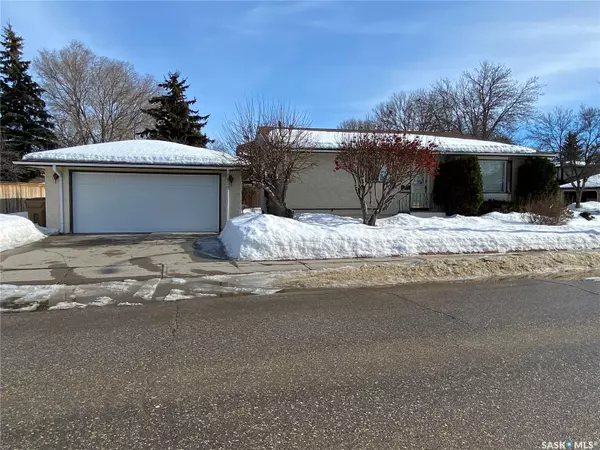 Regina, SK S4V 0S9,2803 Kutarna CRESCENT