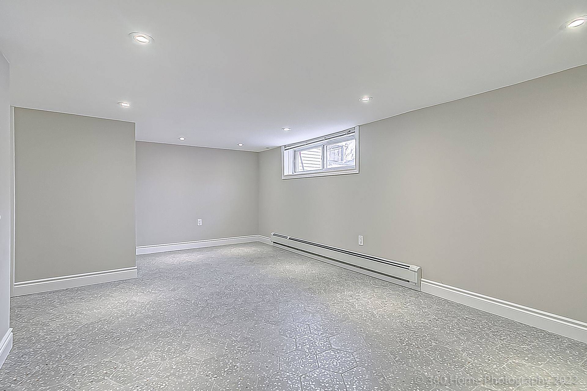 554 Caledonia RD #Lower, Toronto W03, ON M6E 4V4