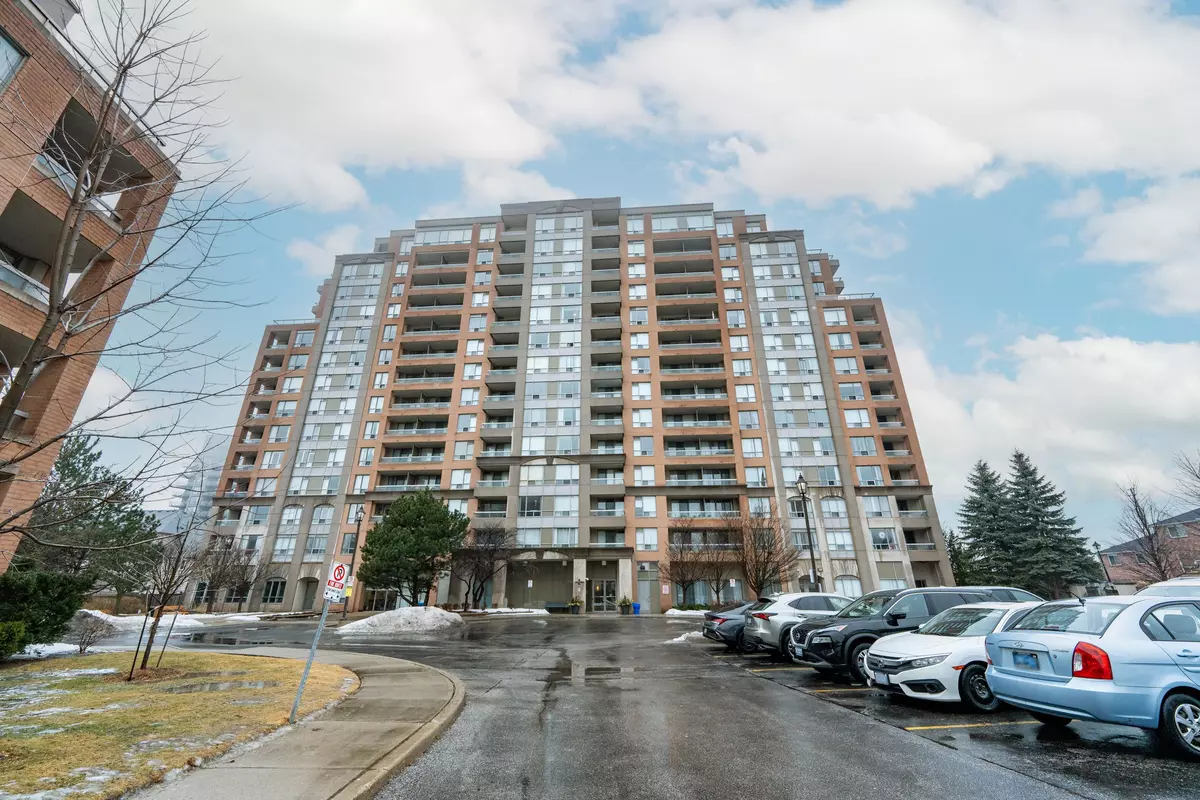 Richmond Hill, ON L4B 4M5,9 Northern Heights DR #612