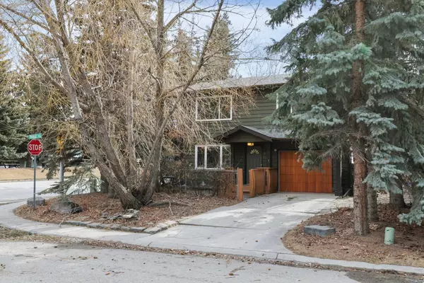 Canmore, AB T1W 2T8,1 Pinewood CRES