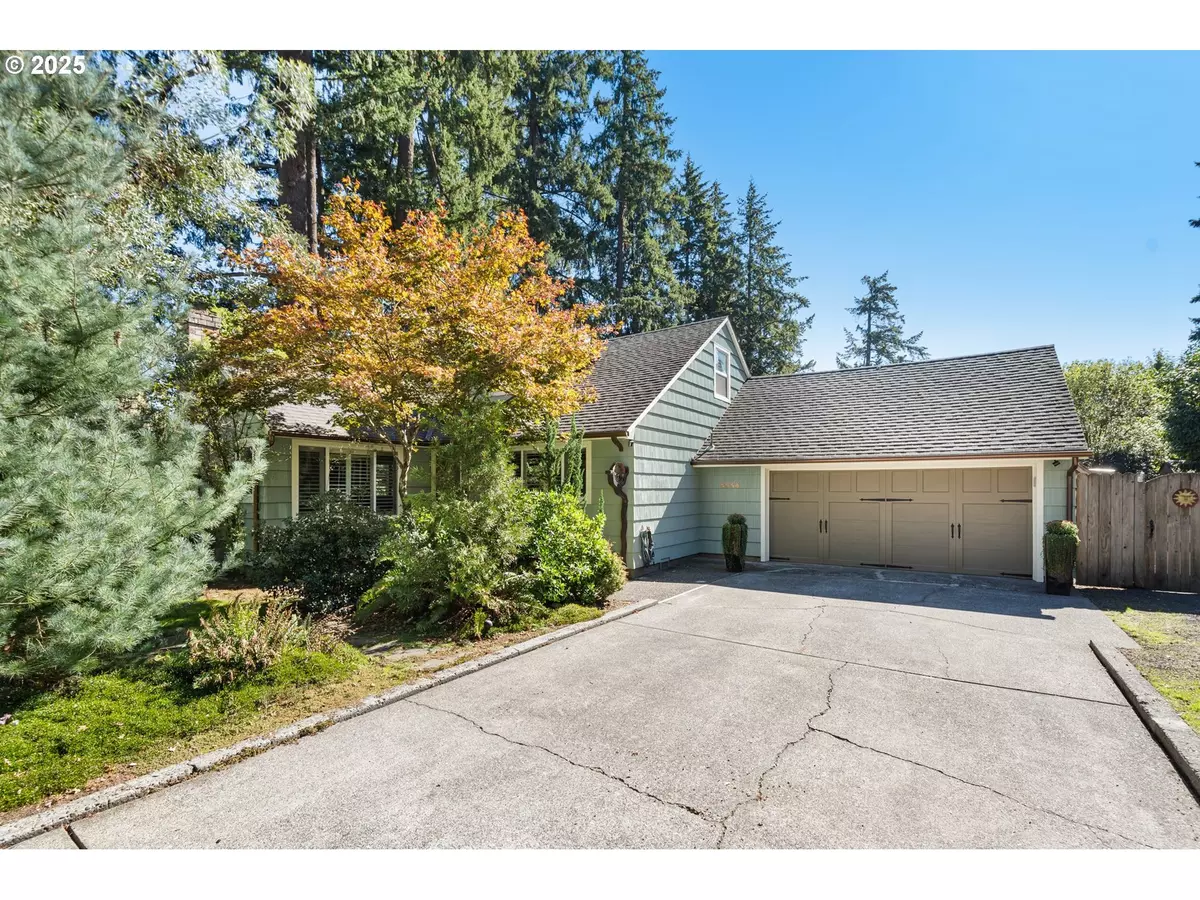 Lake Oswego, OR 97035,4664 Firwood RD