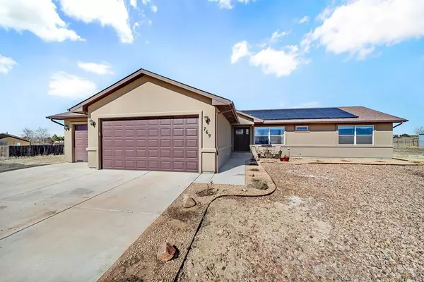 769 W Palizada Dr, Pueblo West, CO 81007