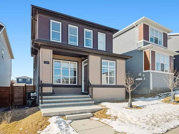 39 Haskayne DR Northwest, Calgary, AB T3L 0H2