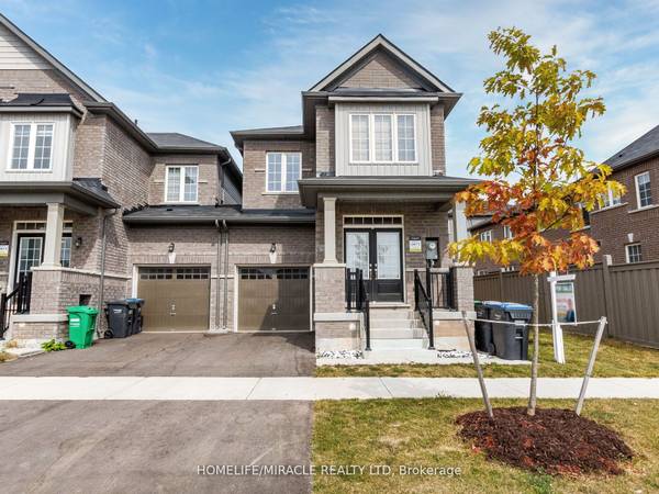 35 Sail RD, Brampton, ON L7A 4W7