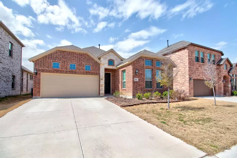 9316 Meadowpark Drive, Denton, TX 76226