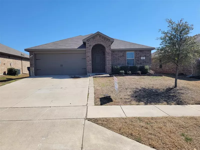 832 Draper Drive, Fate, TX 75189