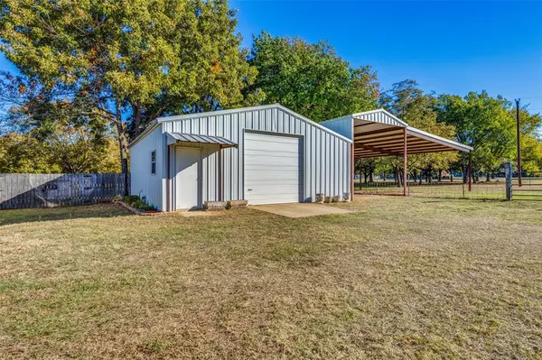 6725 Pine Mill Road, Reno, TX 75462