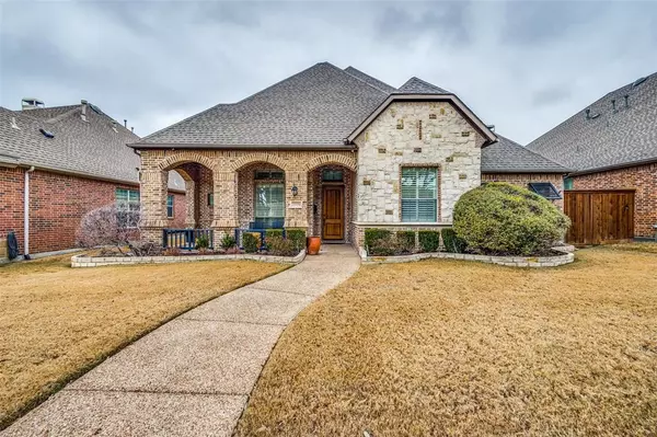 2329 Almsbury Lane, Lewisville, TX 75056