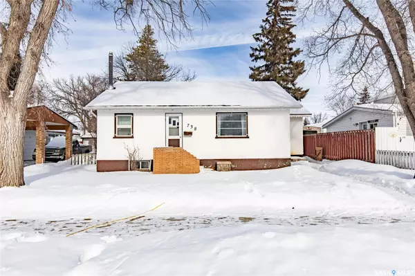 738 STADACONA STREET E, Moose Jaw, SK S6H 0K4